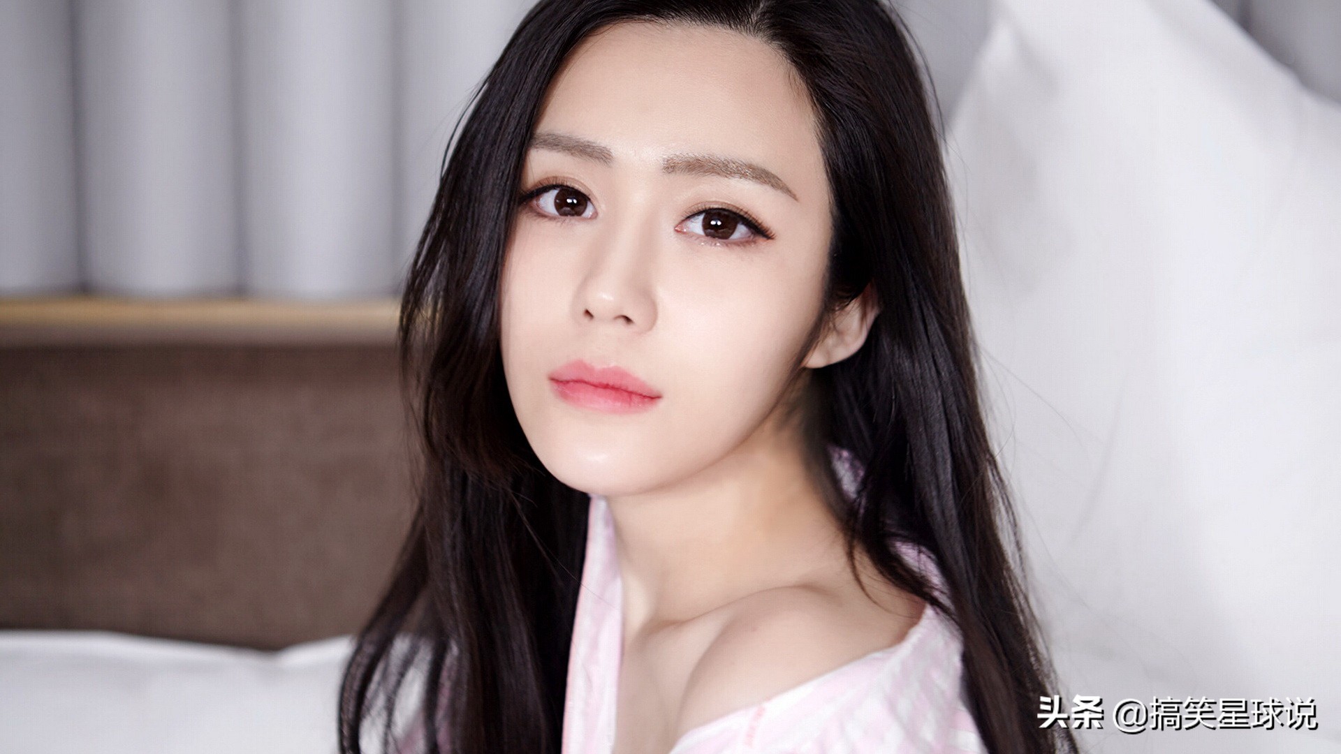 熊孩子往钢琴上浇了一桶水,亲戚家的熊孩子来我家