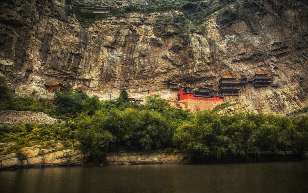 英国游客：中国人的智慧有多可怕？千年前就发明了“膨胀螺丝”