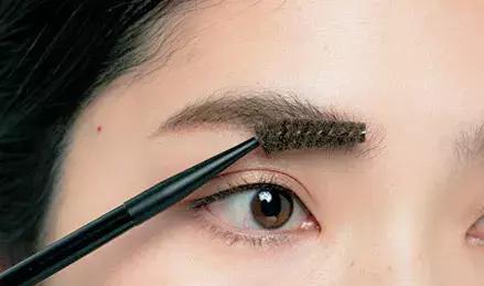 怎么把天生浓眉变淡眉,天生浓眉代表什么