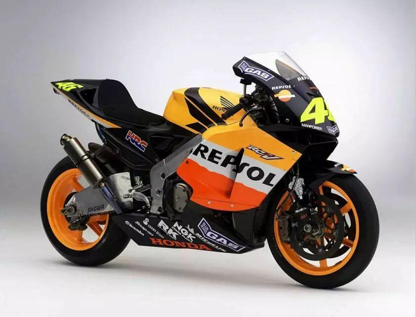 2015本田gp战车全黑,本田motogp最新款赛车