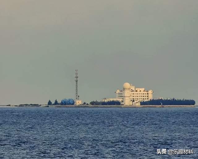 细微处看南沙东门岛，除了高楼大厦外，已开始形成完整的岛礁生态