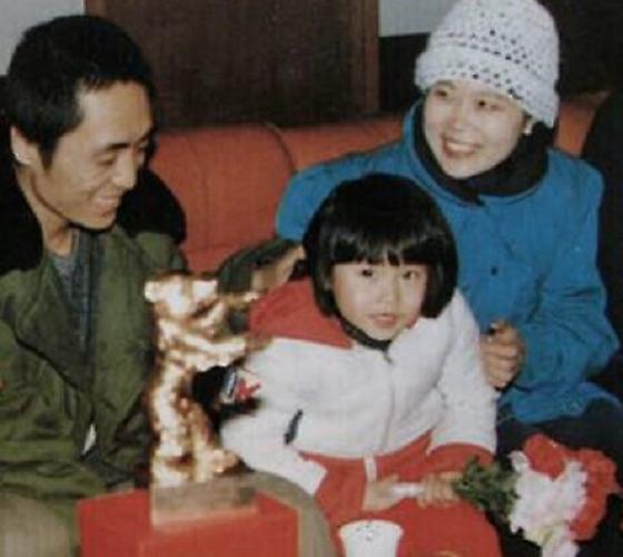 5年连生3胎，长相平平的陈婷凭啥成为张艺谋最后的女人？