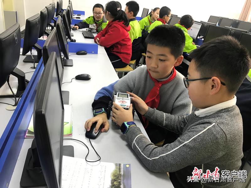 课后延时服务家长更辛苦,课后延时服务增加家长负担