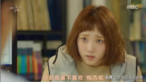 手写阵容、攒球星卡，曾经那些的看球“老习惯”还记得吗？