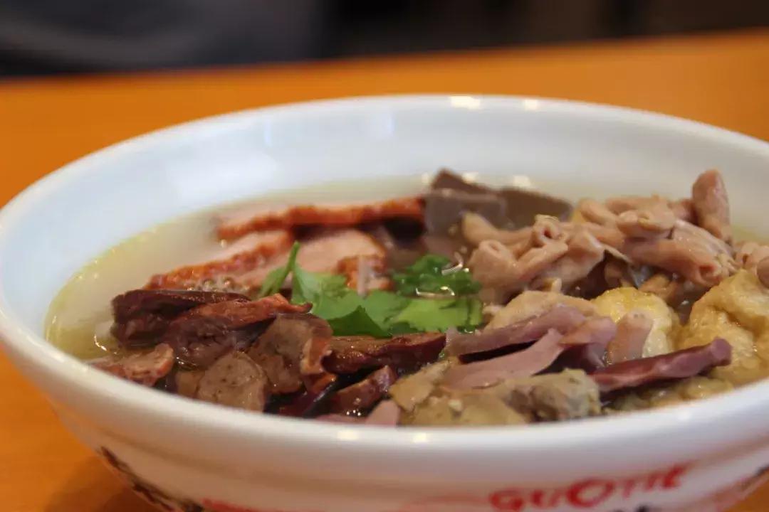 邯郸鸭血粉丝汤南京正宗,小淮娘鸭血粉丝汤营业时间