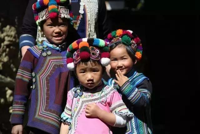 哈尼族女孩有什么规矩吗,哈尼族女孩禁忌