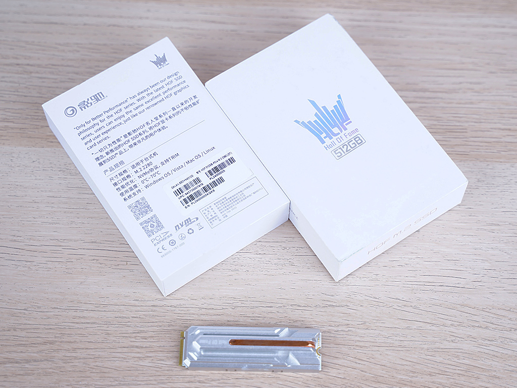 rtx2080名人堂10周年,黑白拼色主机