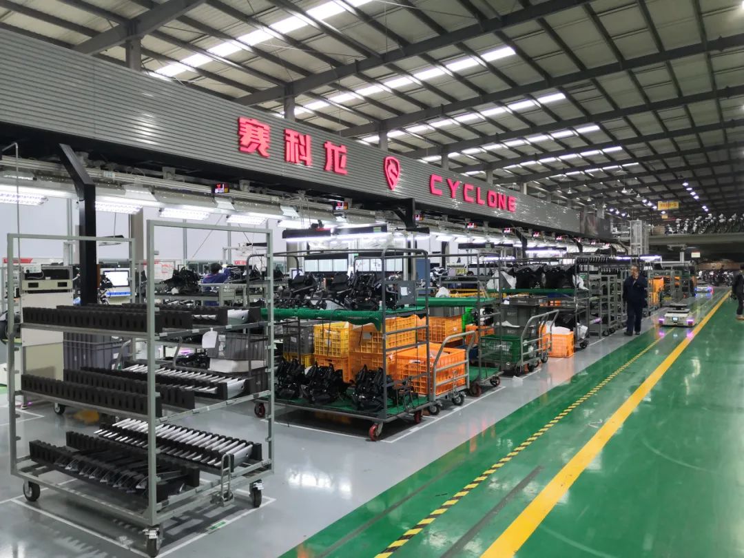 本田cb400f与cb400x哪个骑着舒服,本田cb400f和cb400x骑行感受