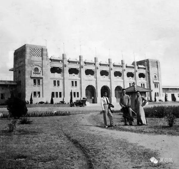 南京相隔百年的照片,南京城景对比图