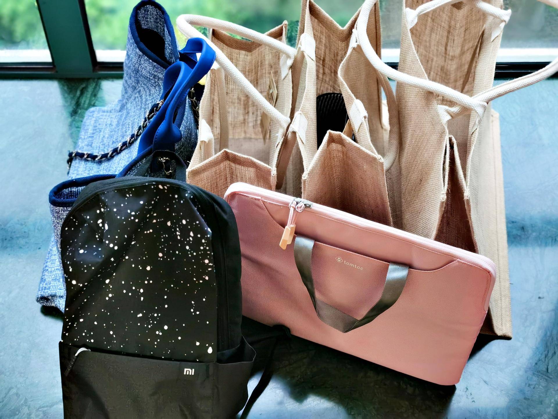 女人总是控制不住剁手买包