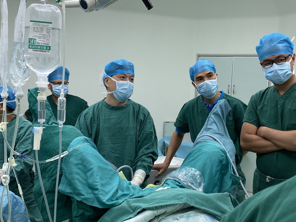 桂林地区硕通镜碎石清石技术培训中心落户南溪山医院