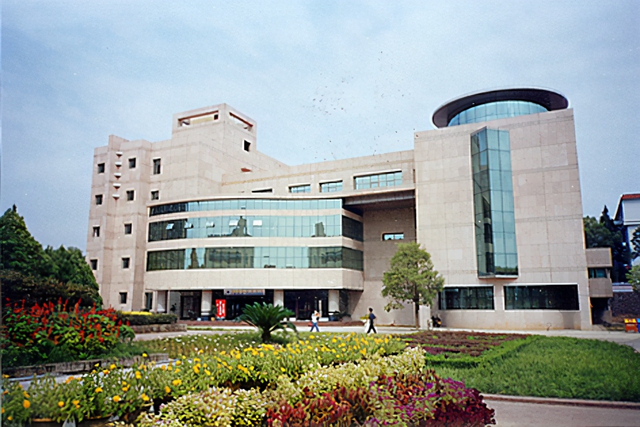 江西财经和东北财经哪个更好,江西财经和东北财经会计哪个好