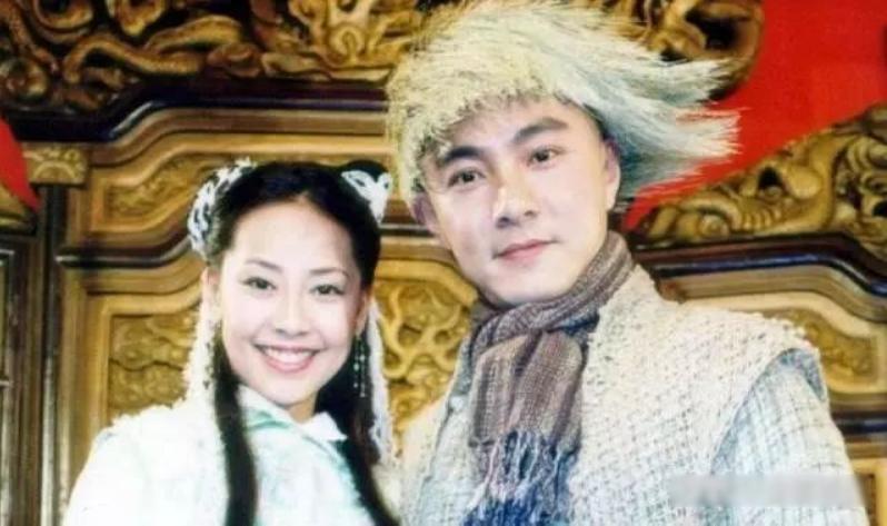 17岁加入tvb跑8年龙套,17岁打工养家