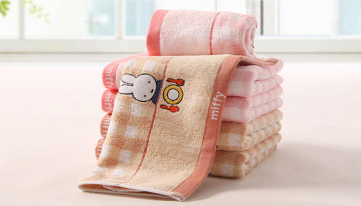 毛毛巾脏了怎么弄干净不要小苏打,家里的毛巾又脏又臭又滑腻咋清洗