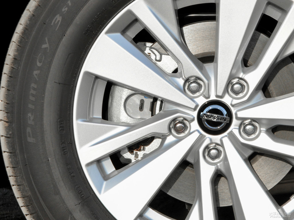 2020日产天籁altima极限测试,文武双全的日产天籁altima