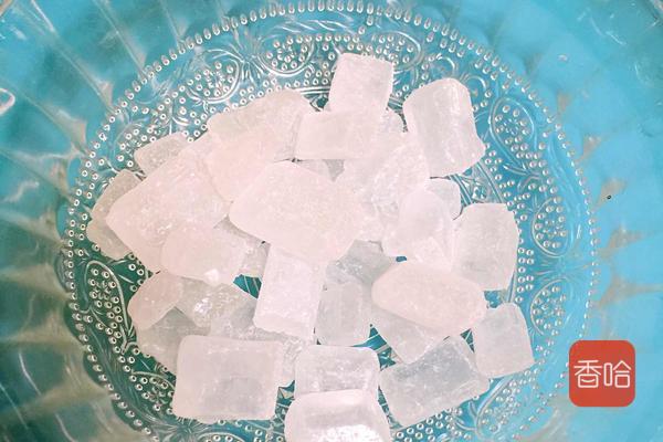 吃菠萝不要盐,做菠萝馅菠萝要泡盐水吗