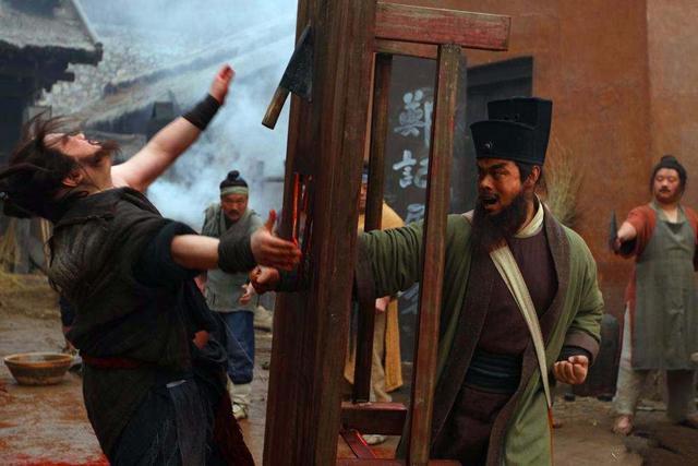 花和尚表现了鲁智深什么特征,花和尚鲁智深性格特点