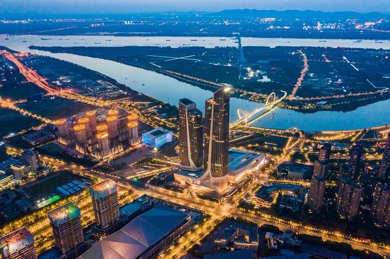 南京亮出年中答卷gdp同比增长22%,南京上半年gdp增速