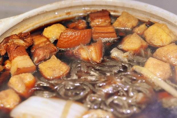 黑鸡和乌鸡的营养价值区别,黑猪肉比白猪肉营养价值高吗