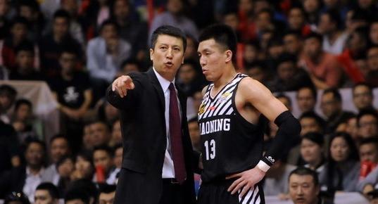 辽宁队主教练杨鸣现在干啥了,辽宁主教练杨鸣与郭士强
