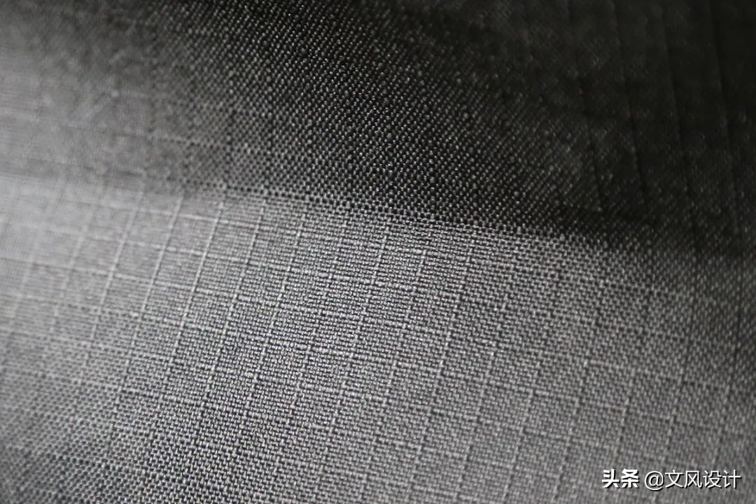 小米极简都市背包一代和二代,小米休闲小背包