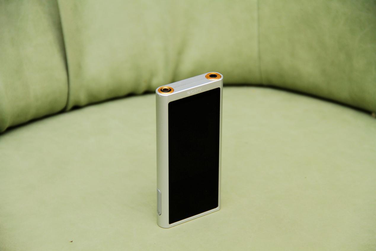 索尼zx300a播放器深度评测,索尼zx300a跟索尼zx505哪个音质好