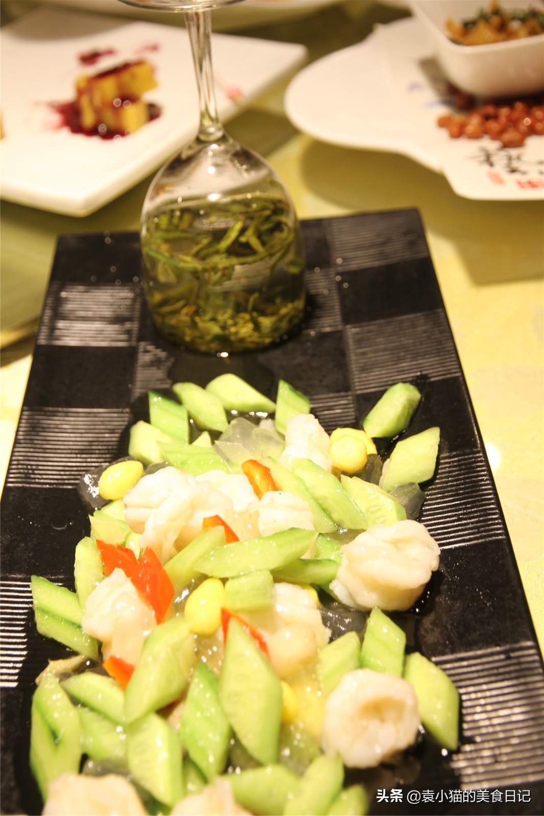 小寨西路吃了顿饭，一桌8人都喜欢这三个菜，真是没想到