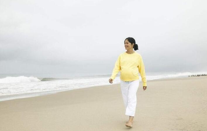 孕期散步的时候胎儿比较安静,孕妇散步胎儿是什么感觉