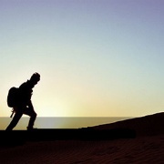 三个励志人物及事件,早会销售励志小故事