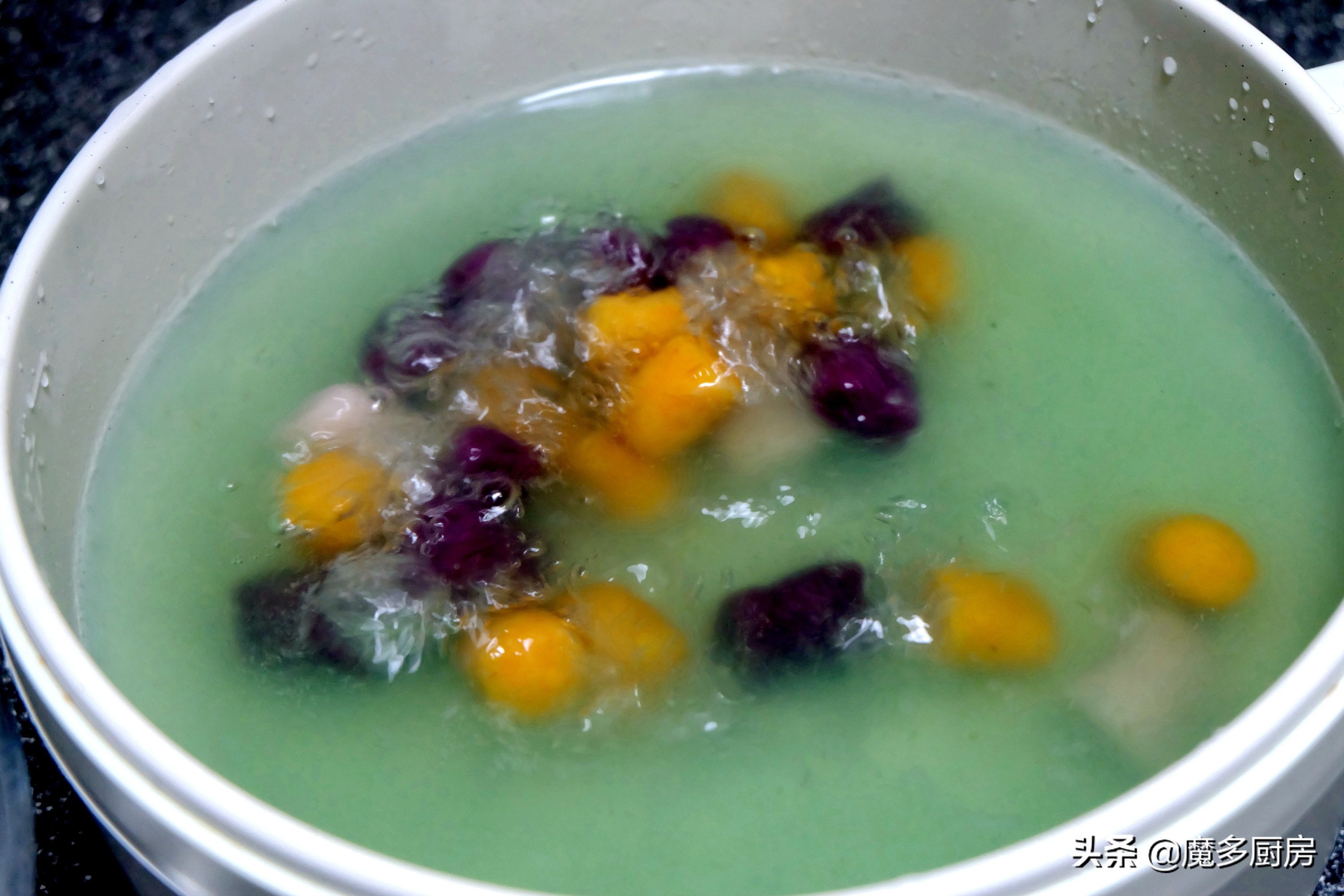 学做好吃的冰粉,用食材做好吃的冰粉