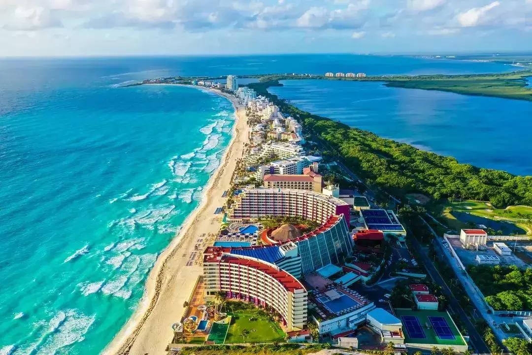 他骑行27个国家,他7年环游中国18万公里绕赤道4圈