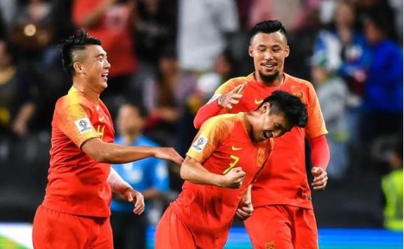 生死之战！里皮赌上自己的最后尊严，祭出3前锋欲破15年魔咒