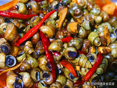 田螺洗出来水绿色,田螺洗干净后还是沙沙的