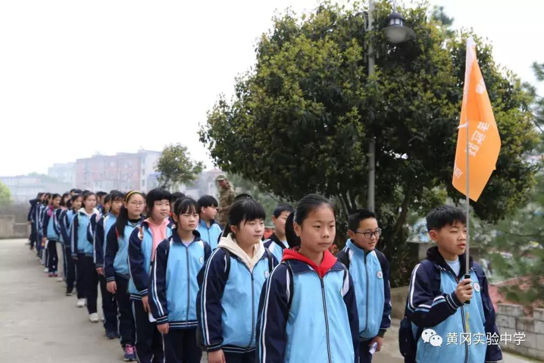 游遗爱、访伊利、观博物，黄冈实验中学的研学实践课不一般