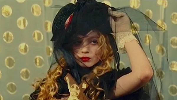 炫富酿成恶果,炫富酿的恶果