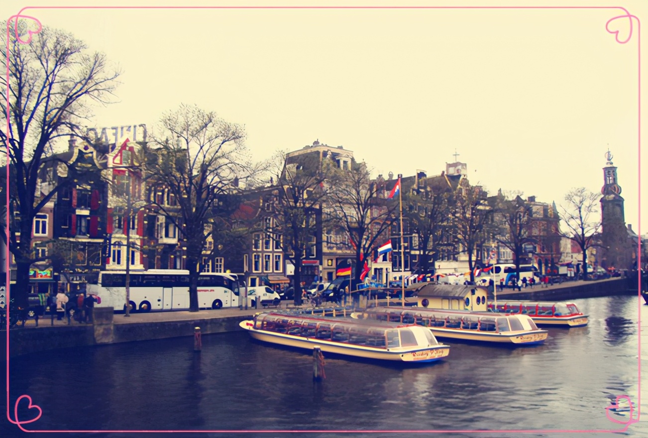 阿姆斯特丹为啥叫北方威尼斯,荷兰阿姆斯特丹北方威尼斯