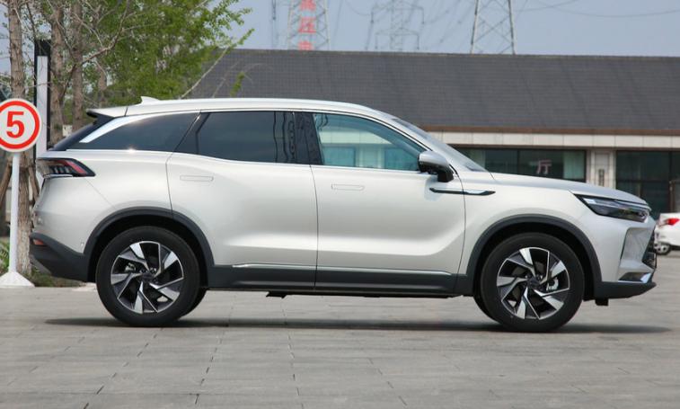 特斯拉全球销量出炉:离开中国死不了!北京X7:不学它,终身质保