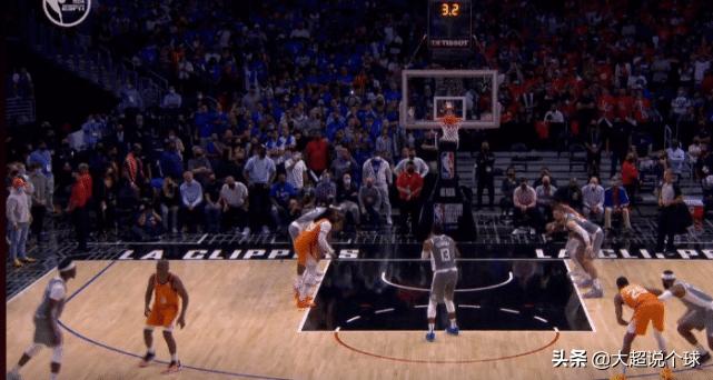 西蒙斯罚球把杜兰特看懵了,西蒙斯最后两罚全中