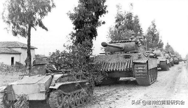 虎式坦克vs潘兴坦克谁更强,m26潘兴坦克vs虎式坦克