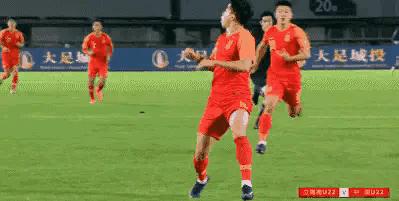 经典足球gif,足球热血励志图片