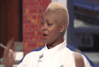 鹅蛋脸嘴大适合发型,脸大女孩戴八角帽子的发型