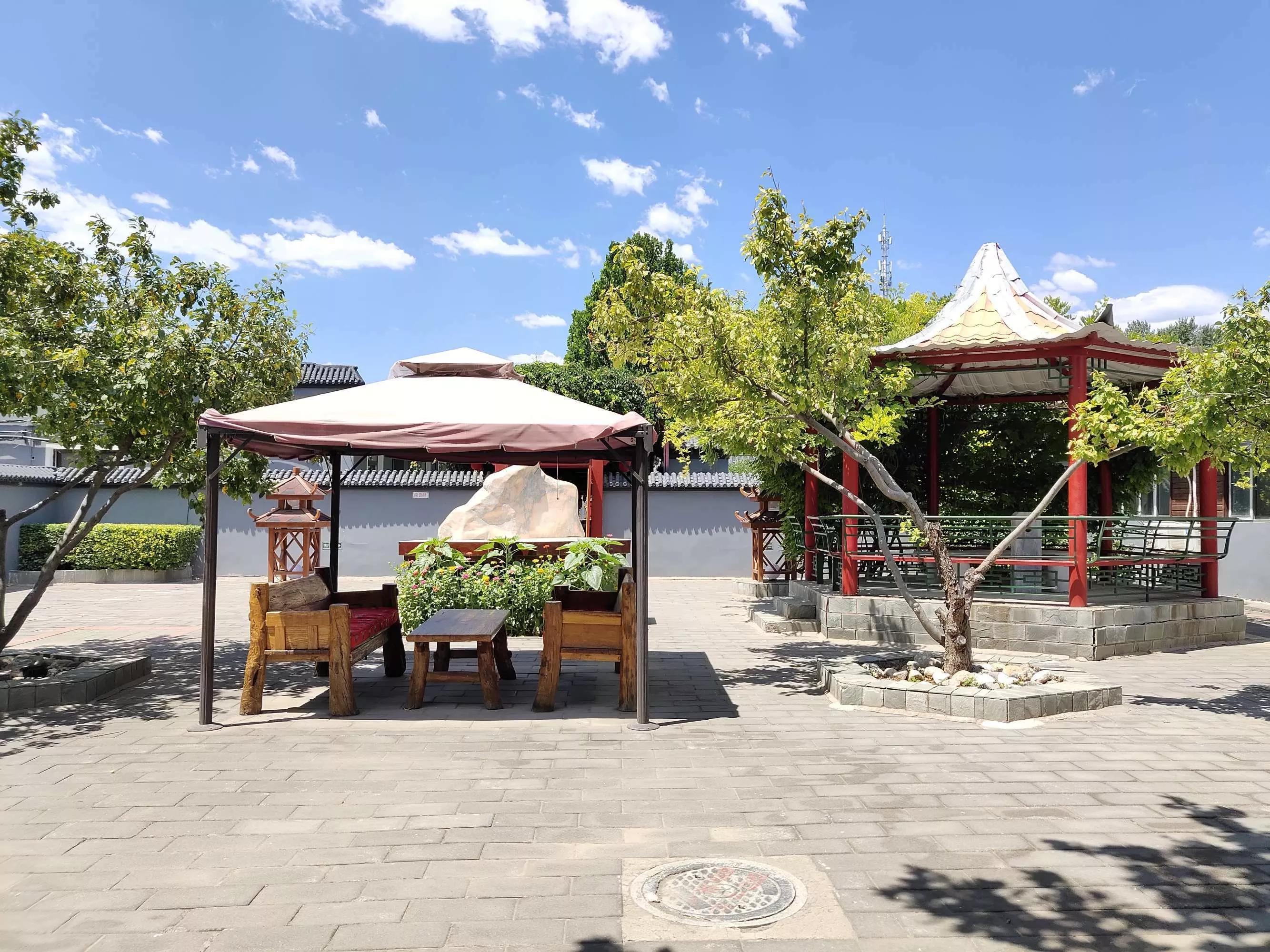 北京独门独院小四合院出售,北京四合院单身公寓