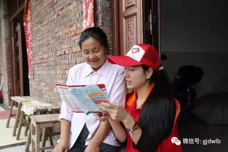 这些照片背后有什么故事,这些照片背后的心酸