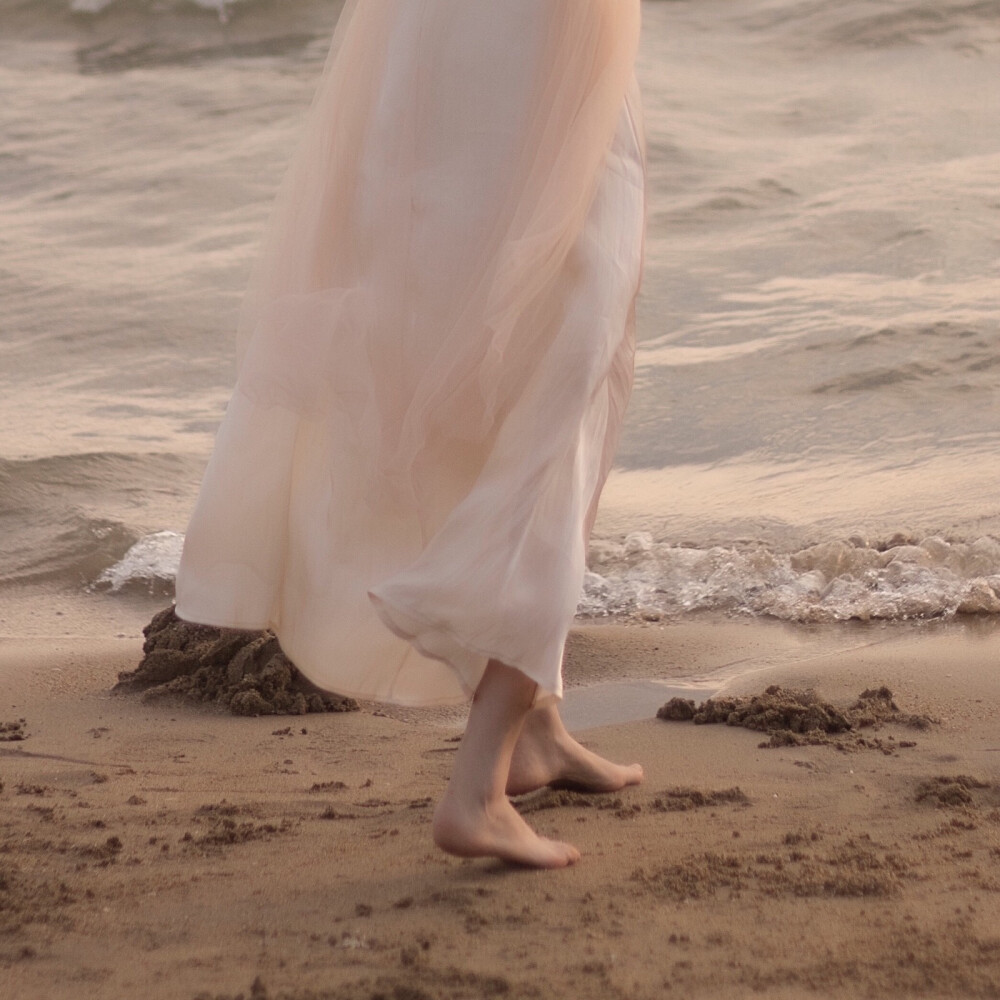 温柔高级的qq个签,温柔且丧的qq签名