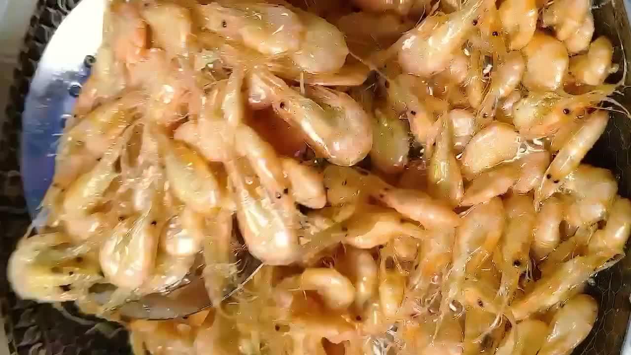 年夜菜油爆小河虾,香辣小河虾高清大图