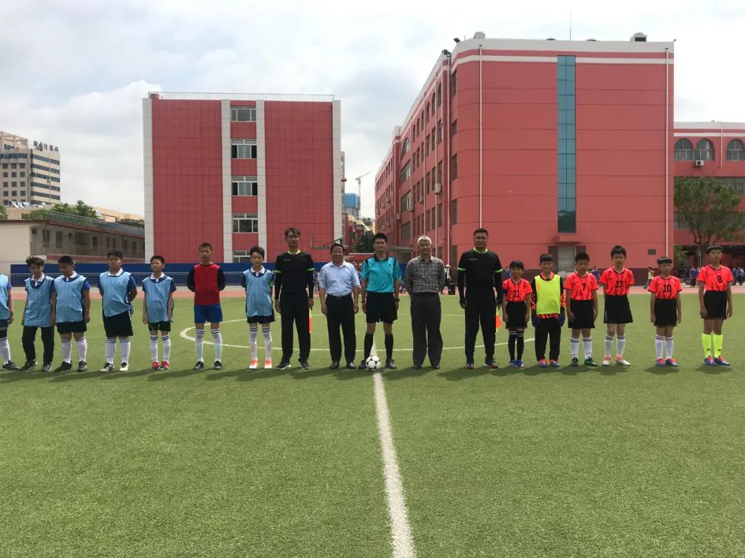 枣庄市立新小学第三届“校长杯”足球联赛圆满落下帷幕