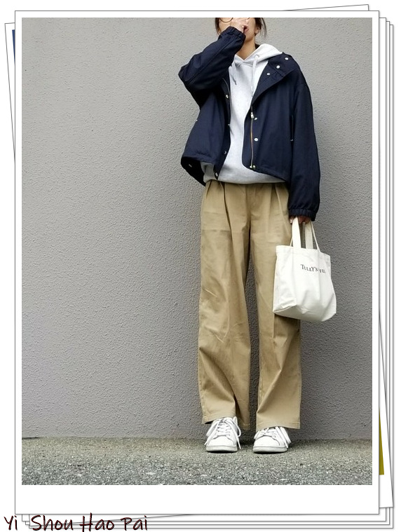 优衣库卫衣穿搭女2020,优衣库keithharingtokyo连帽卫衣