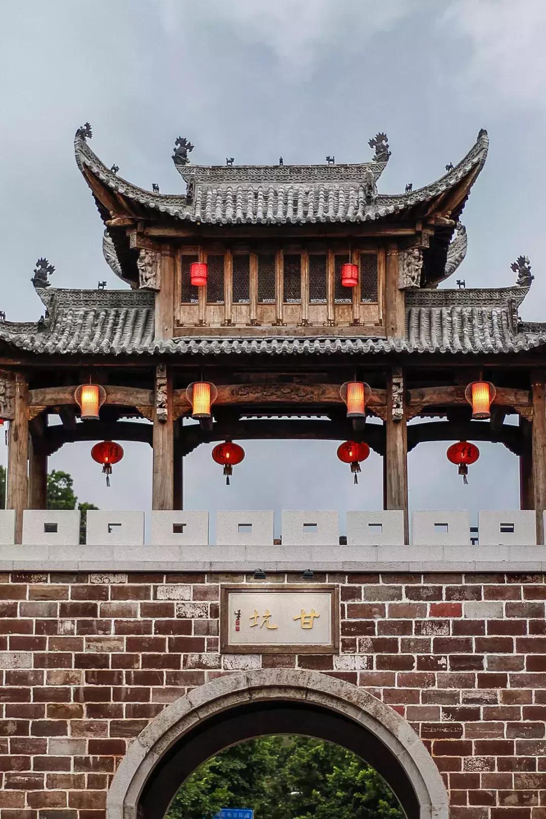 龙岗区甘坑客家小镇,甘坑客家小镇手撕鸡