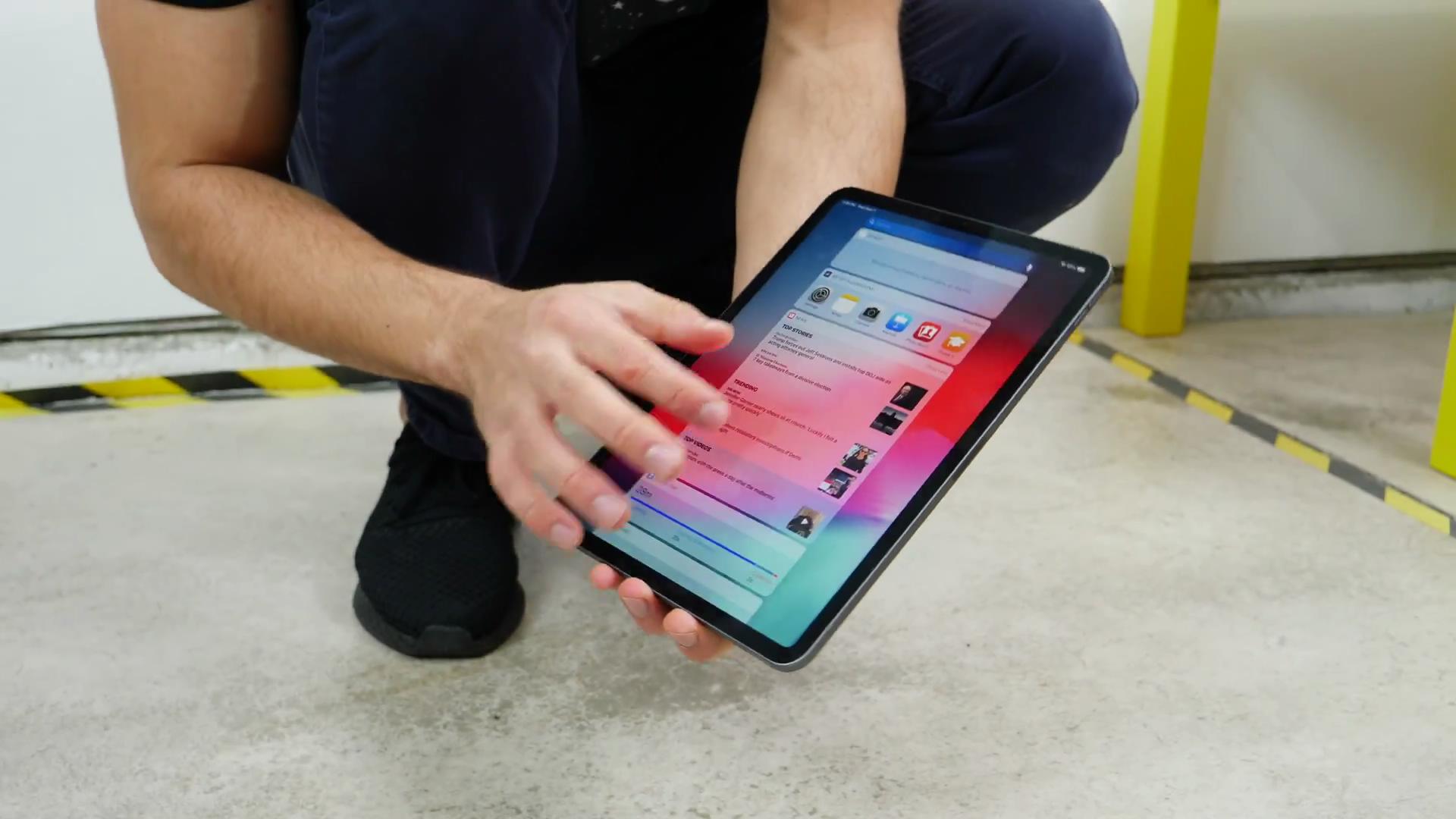 2022ipadpro摔落测试,苹果ipadpro2020抗弯折测试