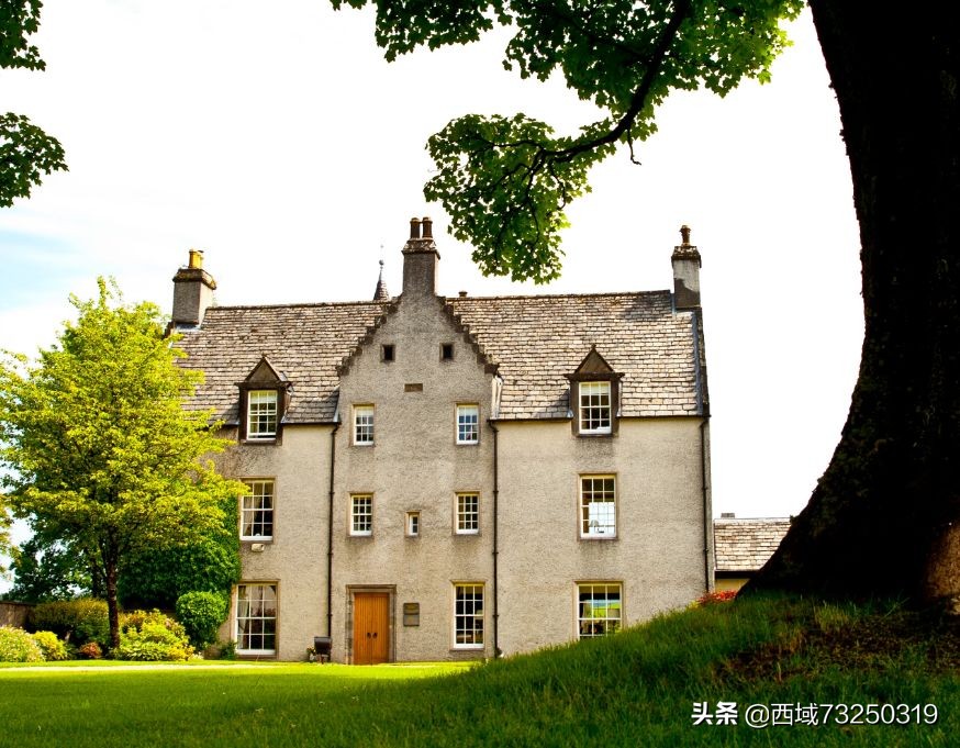 迈凯伦劳斯莱斯,麦卡伦威士忌伦敦拍卖天价成交